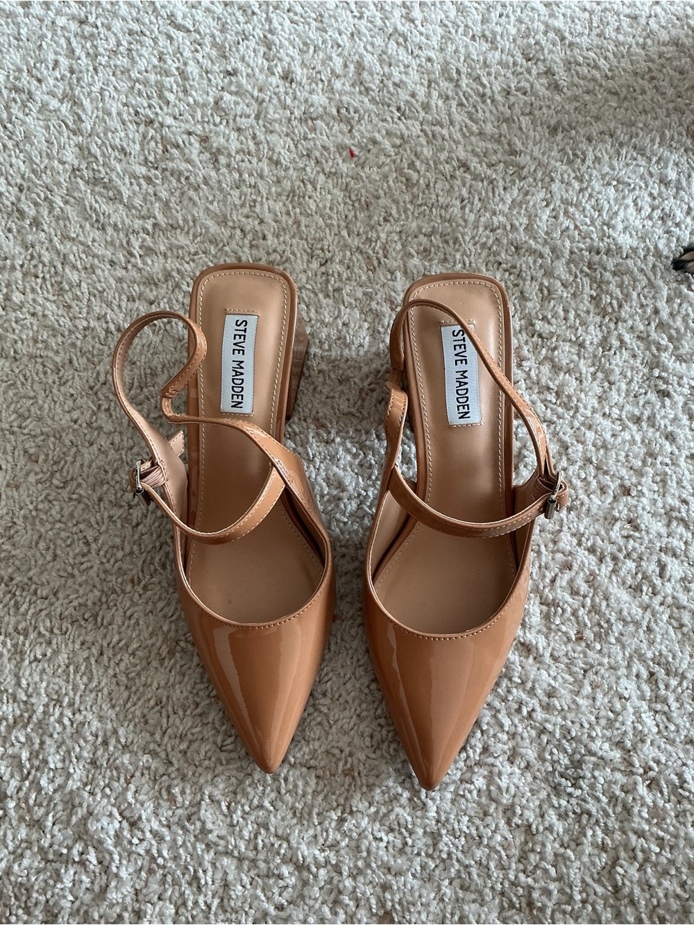 Steve Madden Tan Patent Pointed-Toe Slingback Mules